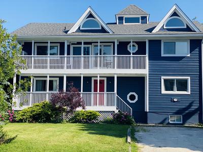 6 Bedroom Blue Mountain Chalet