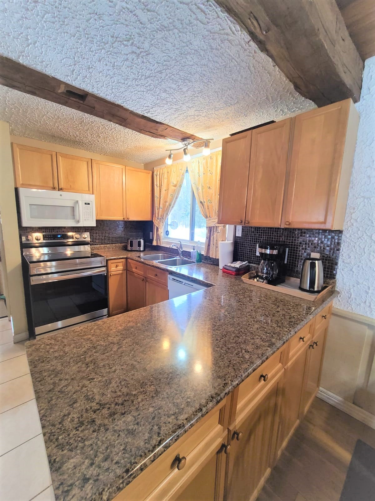 6 Bedroom Blue Mountain Chalet